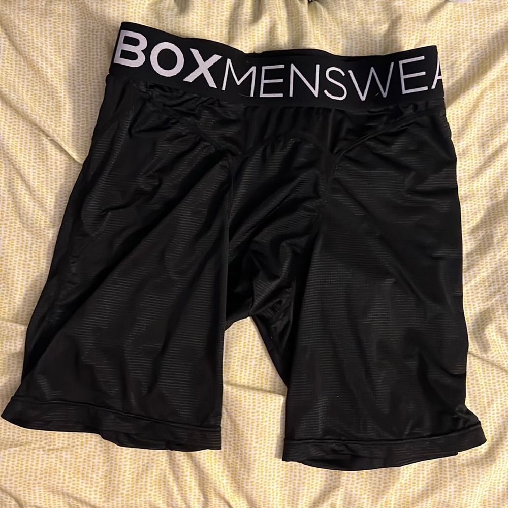 MEN’s 9” BOX Menswear Boxer Brief in size XS (28-30)